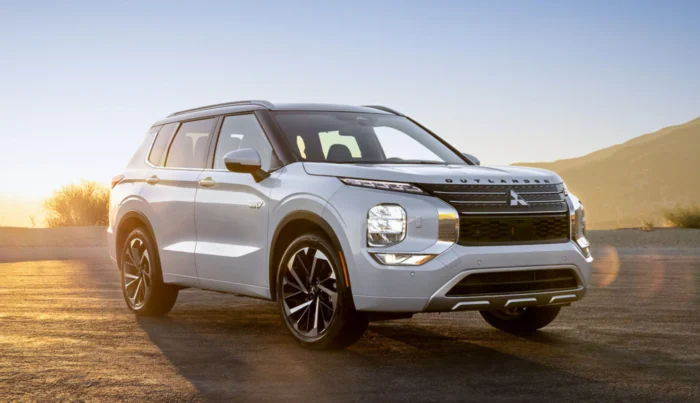 MITSUBISHI OUTLANDER 2.4 GLX AT-12