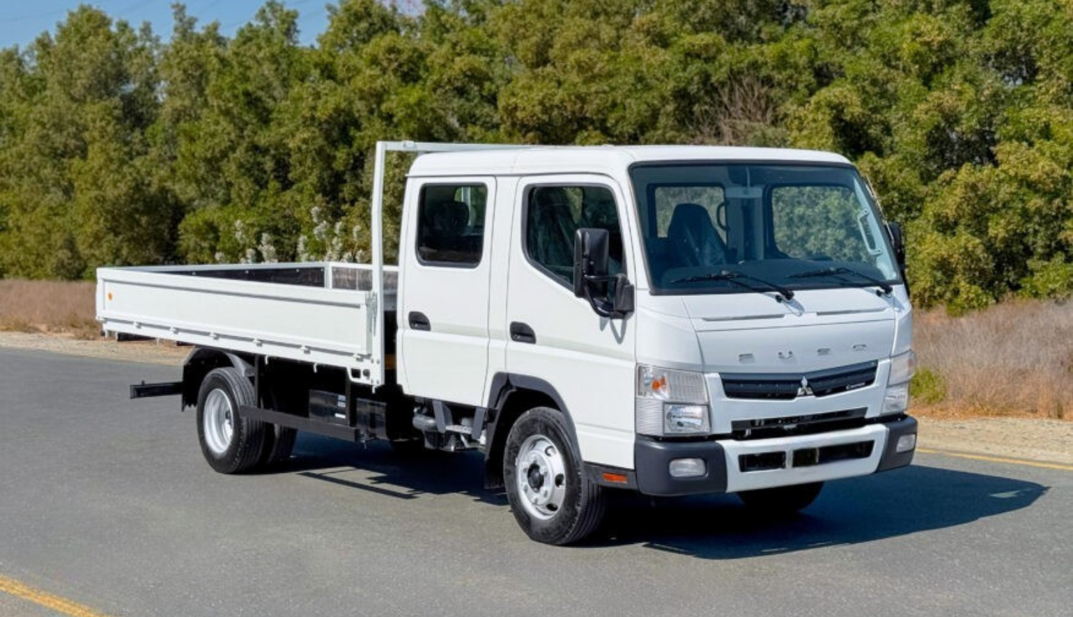 2024 Mitsubishi Fuso Canter Dual Cabin1