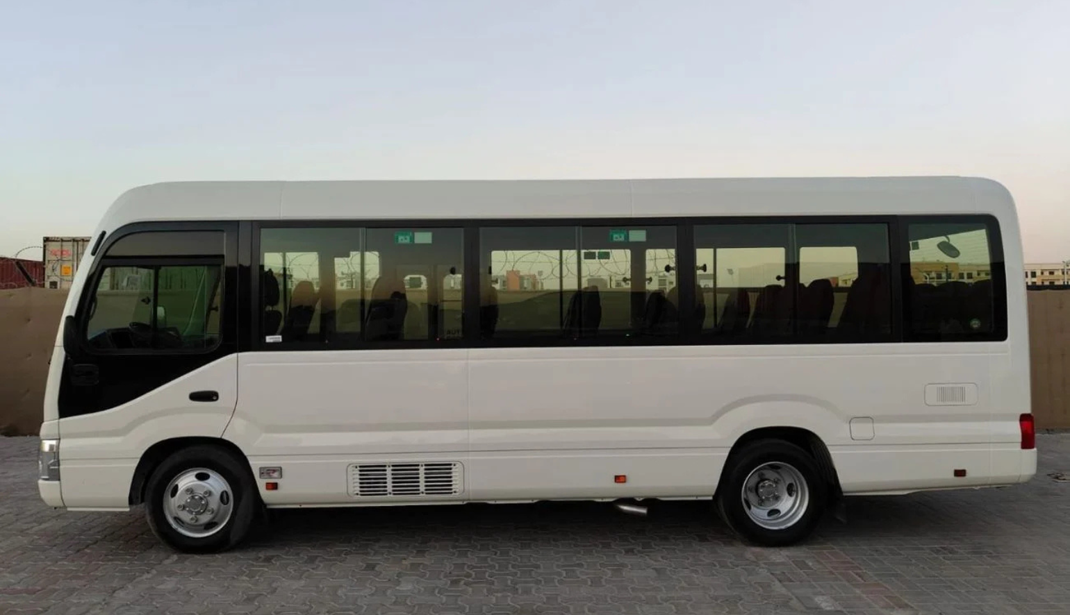 TOYOTA BUS COASTER DS3