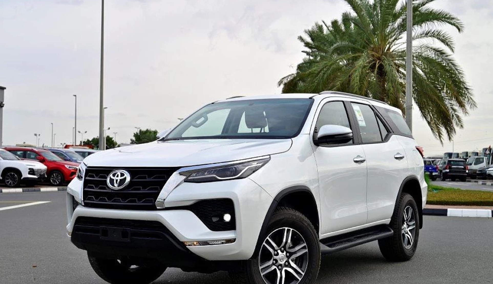TOYOTA FORTUNER 2.4L DSL 4X4 AT - PDO4